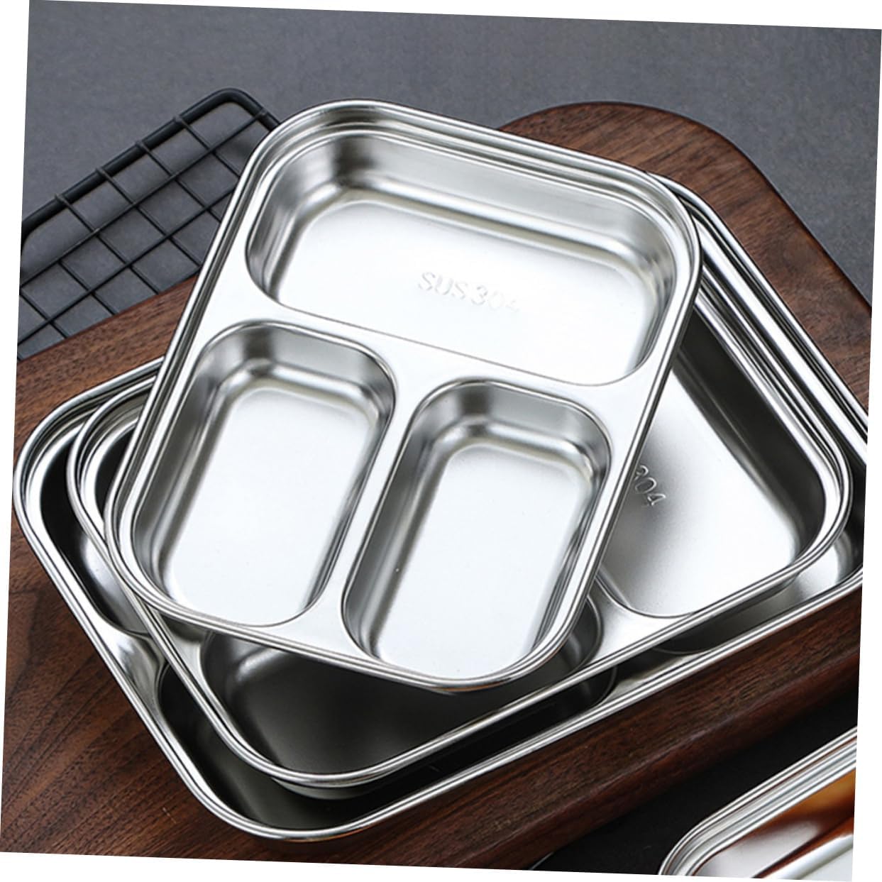 Stainless Steel 3-Compartment Food Tray – Divided Lunch Plate for Kids, Students, and Office Meals 16.3×12.3cm